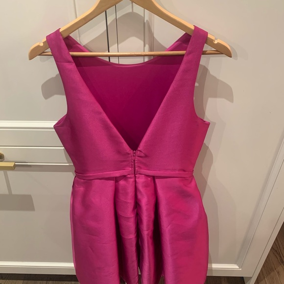 Perfect Cocktail Dress... - Picture 3 of 3